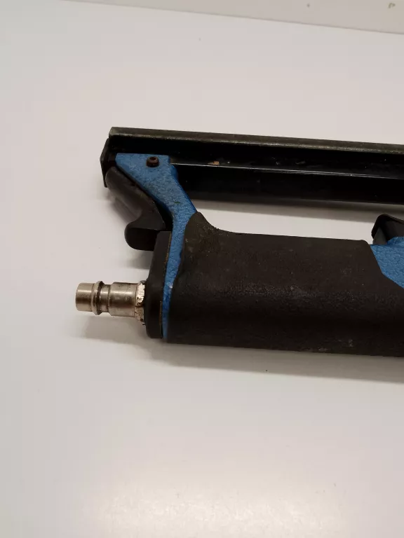 zszywacz-tapicerski-pneumatyczny-taker-bea-38016-400-opis-ean-gtin-4045759000211