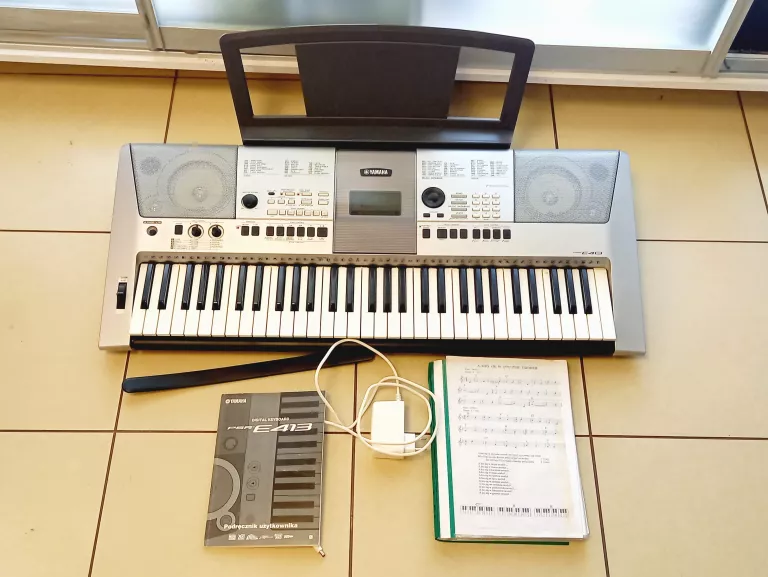YAMAHA KEYBOARD PSR-E413