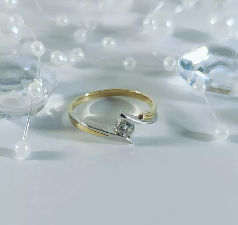 zloty-pierscionek-brylant-149g-585-ean-gtin-5054110038144