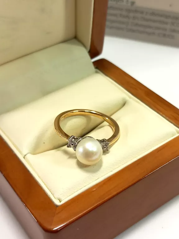 ZŁOTY PIERŚCIONEK Z PERŁĄ I DIAMENTAMI 0,08CT VS ROZMIAR - 13