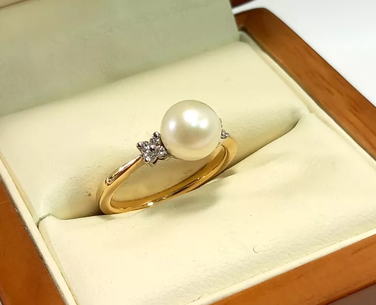 ZŁOTY PIERŚCIONEK Z PERŁĄ I DIAMENTAMI 0,08CT VS ROZMIAR - 13