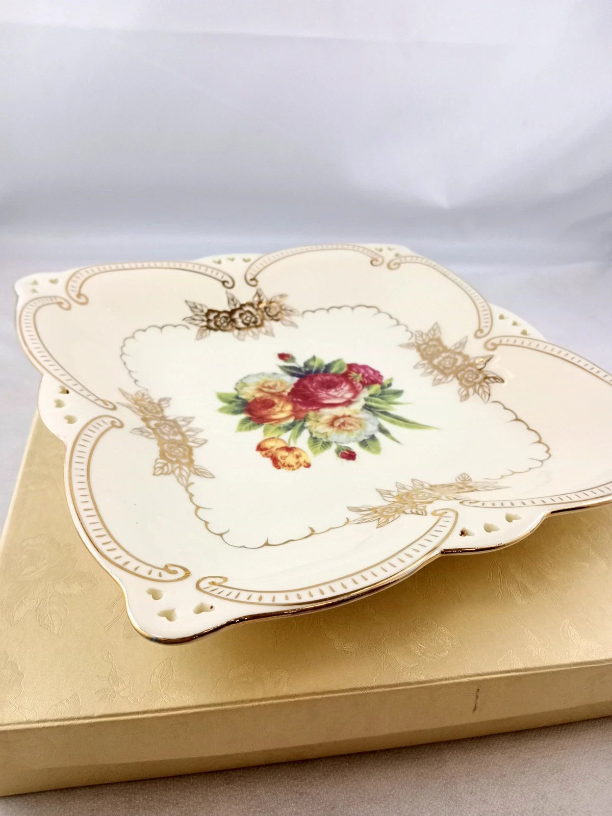 patera-yamasen-fine-porcelain-24-gold-collection-japan-kod-producenta-24-gold-collection-japan