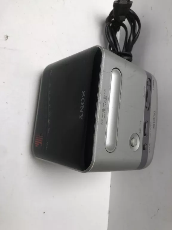 RADIO BUDZIK SONY