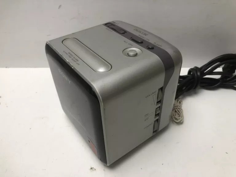RADIO BUDZIK SONY