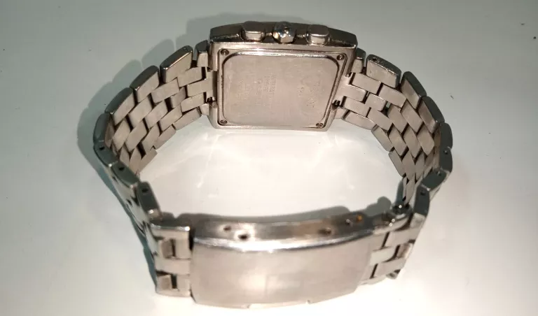 zegarek-tissot-rkk-ja-30696-rodzaj-analogowe