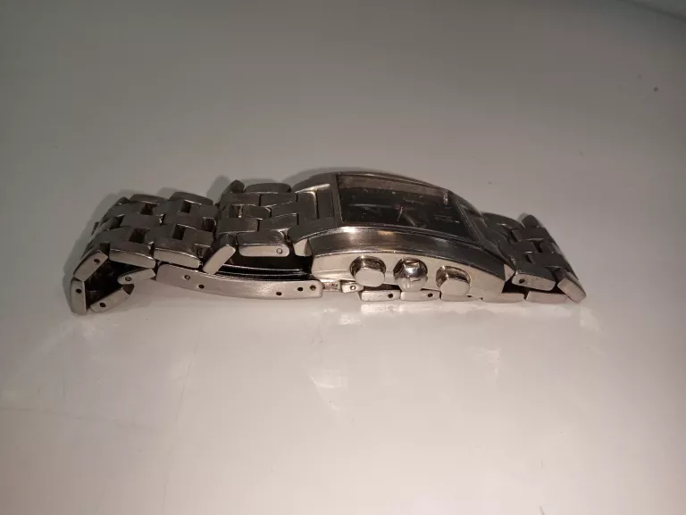 zegarek-tissot-rkk-ja-30696-mechanizm-kwarcowy