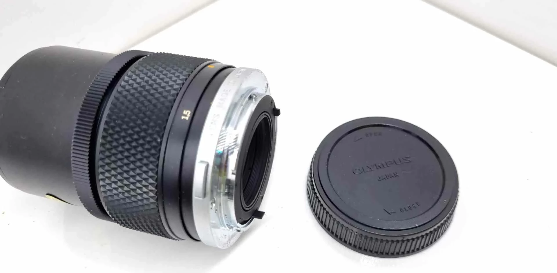obiektyw-olympus-uzywany-pokrowiec-ean-gtin-0755392301876
