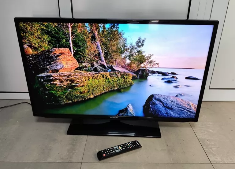 TELEWIZOR SAMSUNG UE40EH5300