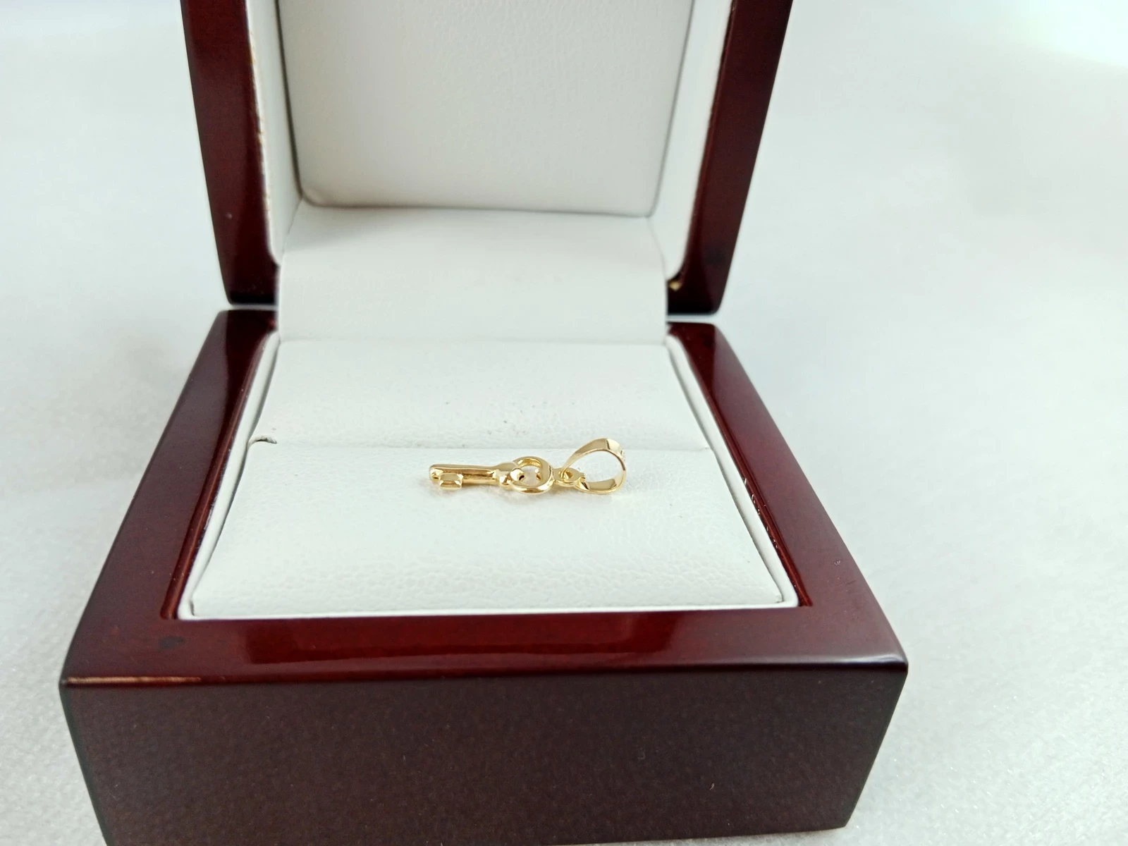 zlota-zawieszka-klucz-midas-030g-585-stan-uzywany