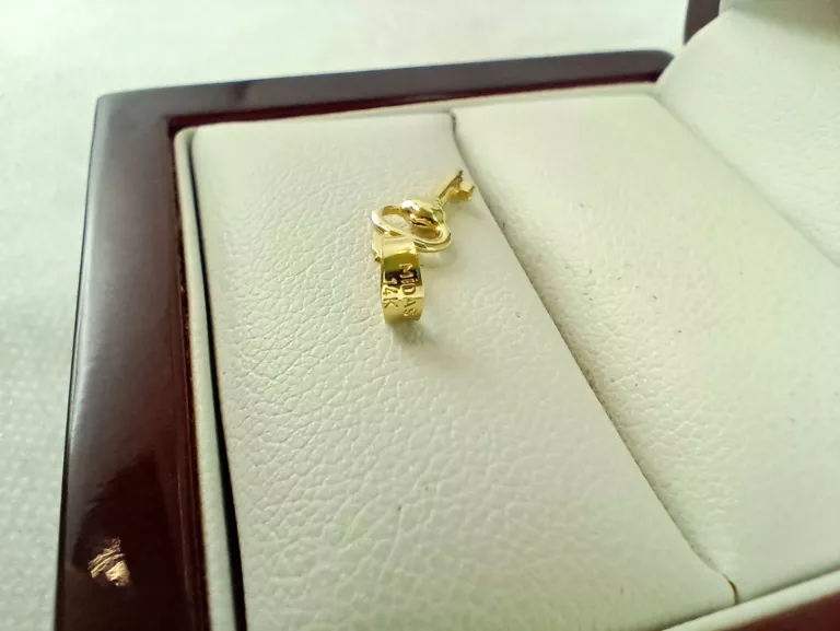 zlota-zawieszka-klucz-midas-030g-585-material-zloto