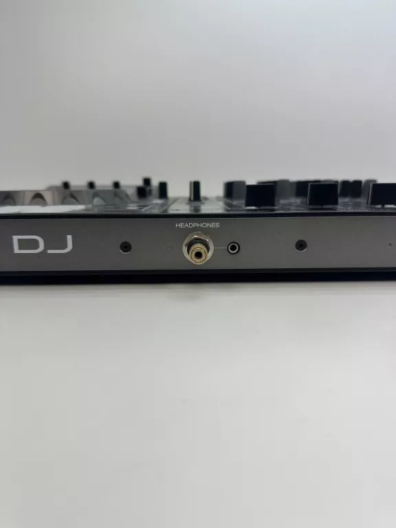 DENON DJ MCX 8000