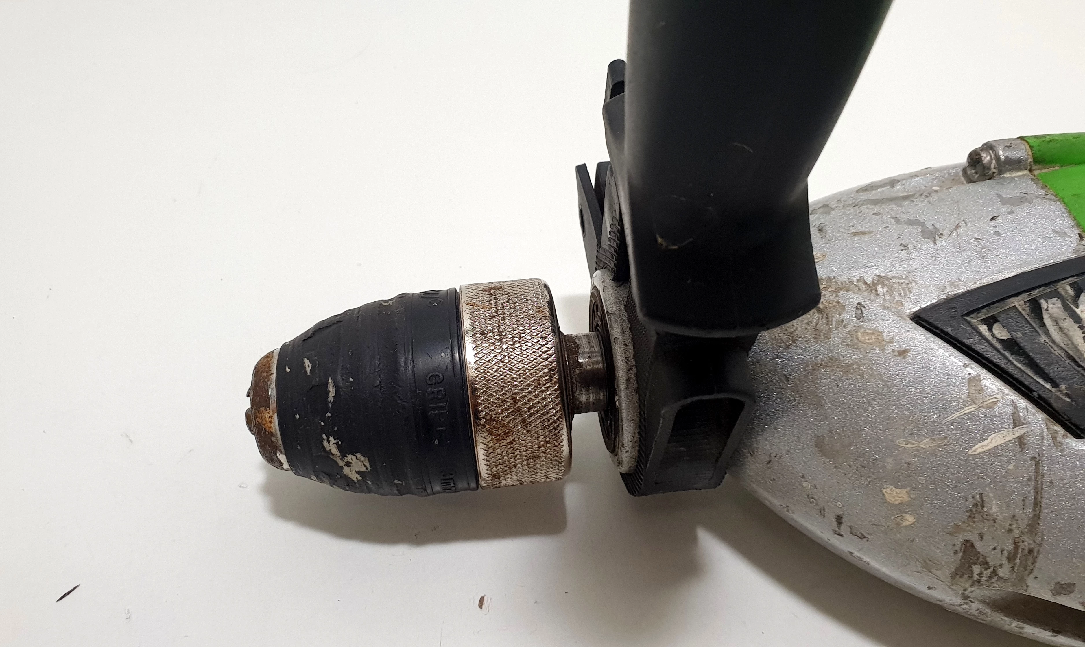 wiertarka-kawasaki-k-ed-e-850-nierowna-praca-silnika-typ-249188-1120137