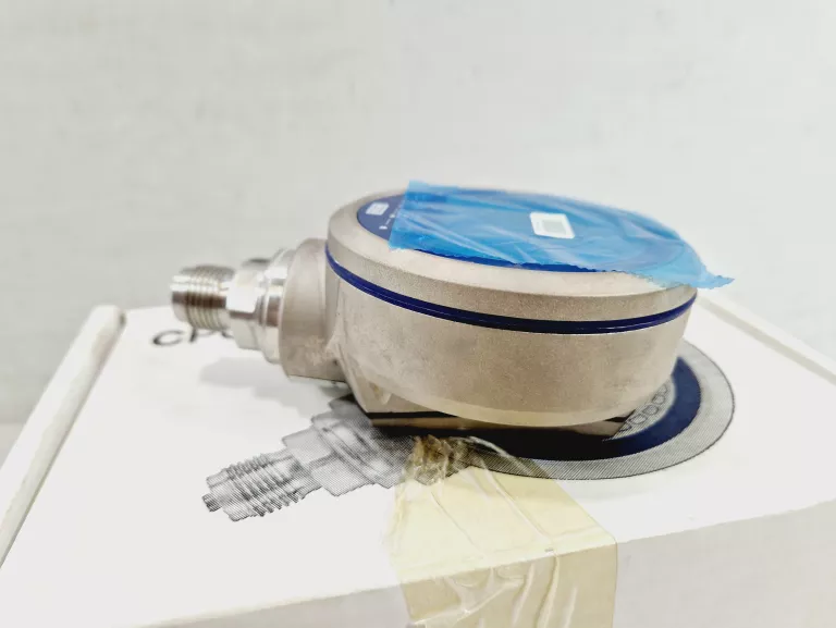 MANOMETR ELEKTRONICZNY Z OPCJONALNĄ REJESTRACJĄ WIKA CPG1500