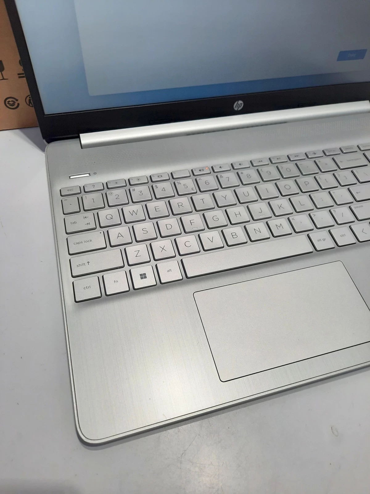 laptop-hp-15s-eq2323nw-8ram-gwarancja-ean-gtin-196188770733