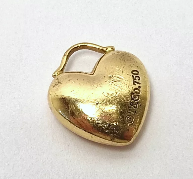 ZAWIESZKA WISIOREK UŻYWANE SERDUSZKO TIFFANY 4,79G 750