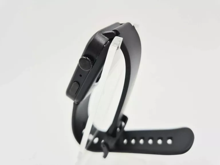 ZEGAREK SMARTWATCH R30PRO OPIS
