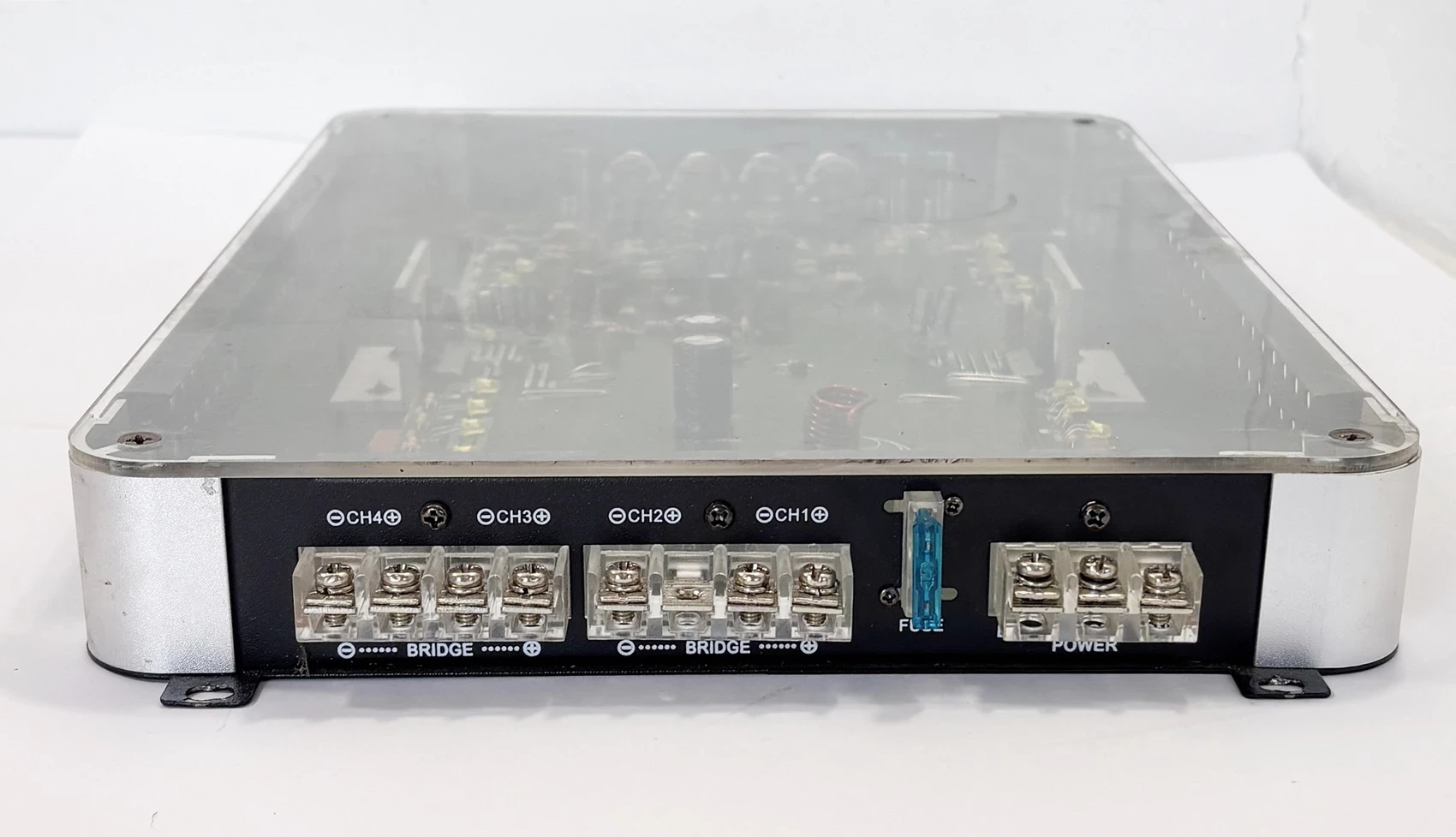 wzmacniacz-samochodowy-auna-dark-star-4000-ean-gtin-4260359385296