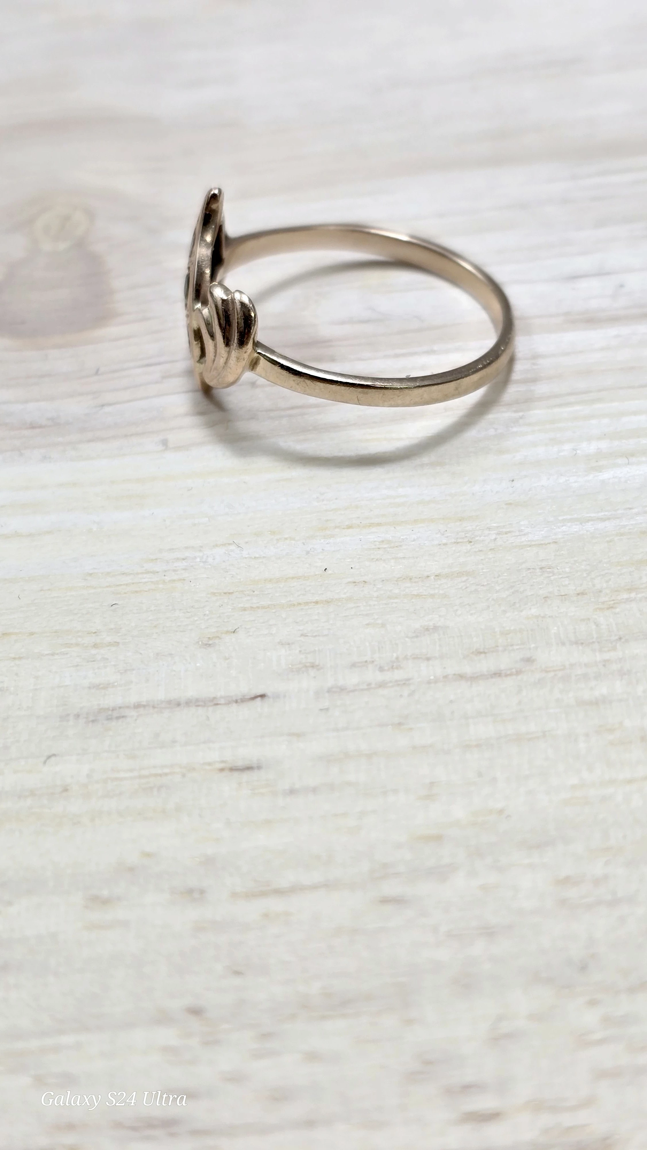 piekny-zloty-pierscionek-z-zielonym-oczkiem-p585-r16-230g-marka-248811-958954