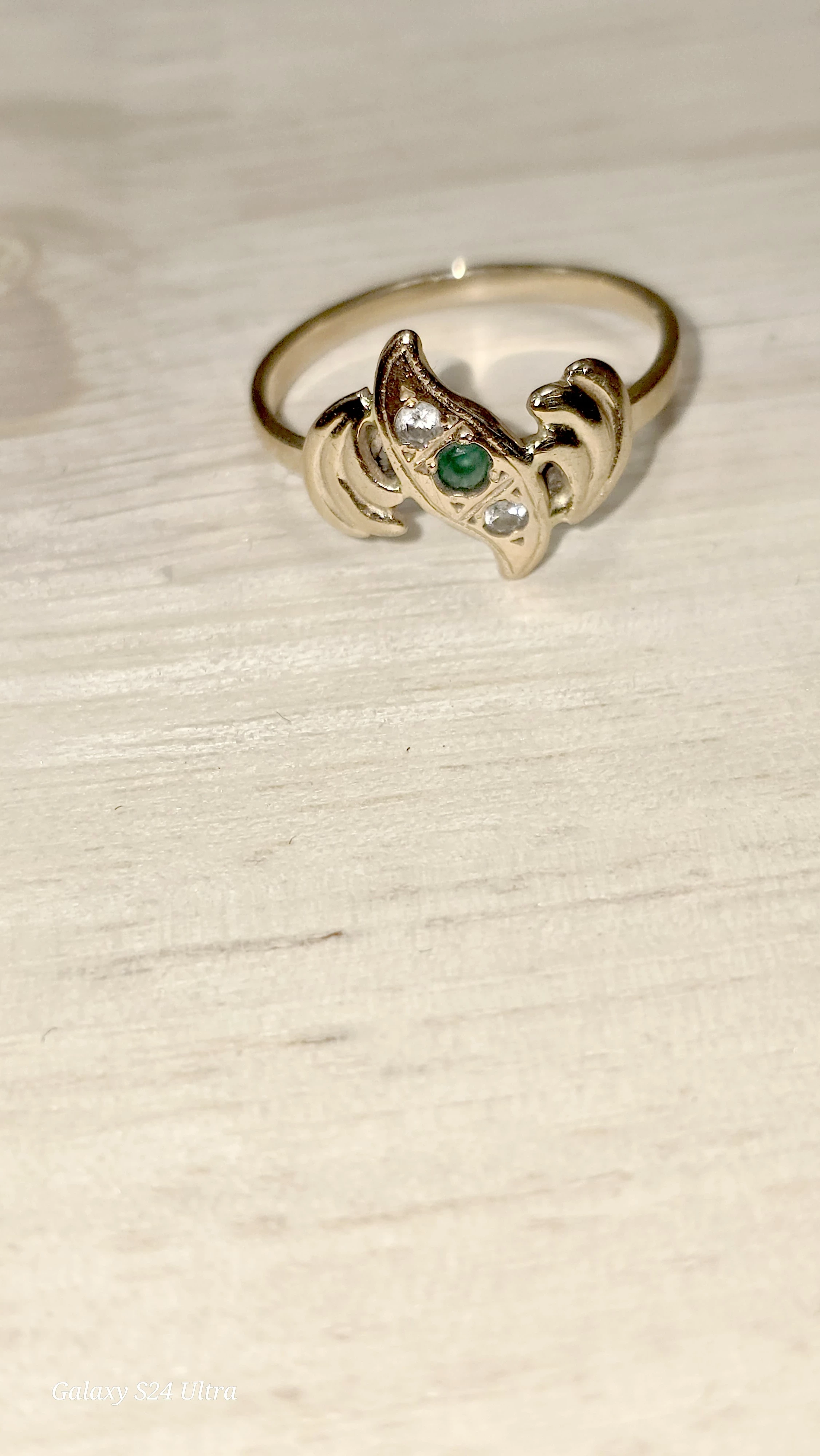 piekny-zloty-pierscionek-z-zielonym-oczkiem-p585-r16-230g-cechy-207358-231606