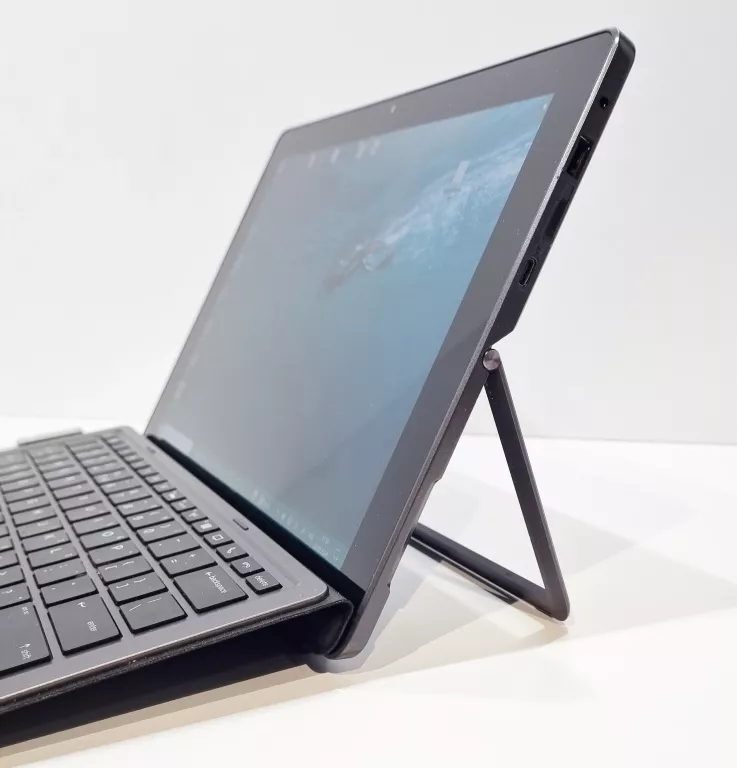 LAPTOP HP PRO X2 612 G2/RYSIK/ZASILACZ 8GBRAM