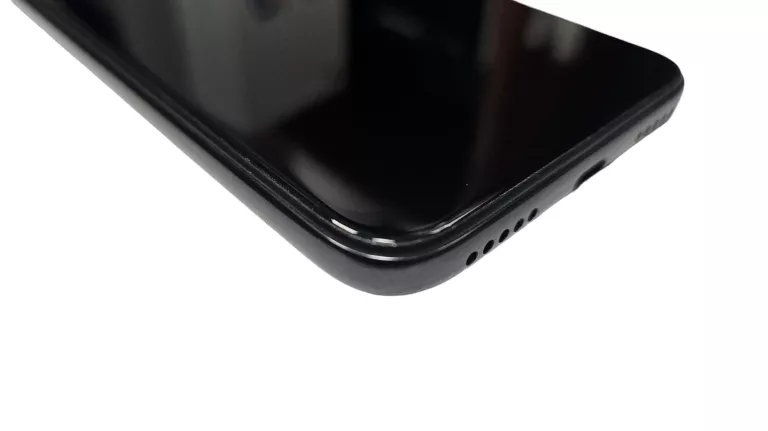 TELEFON XIAOMI MI PLAY 4GB/64GB