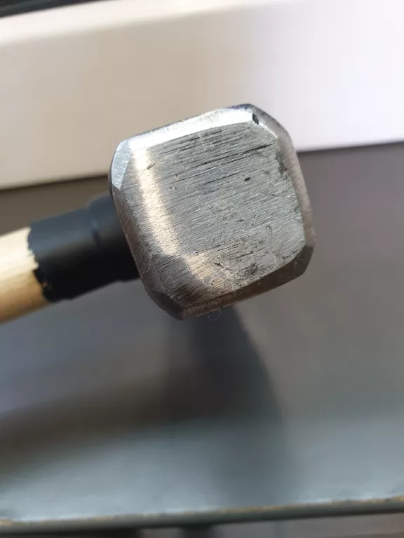 MŁOTEK YATO DIN 1041 500
