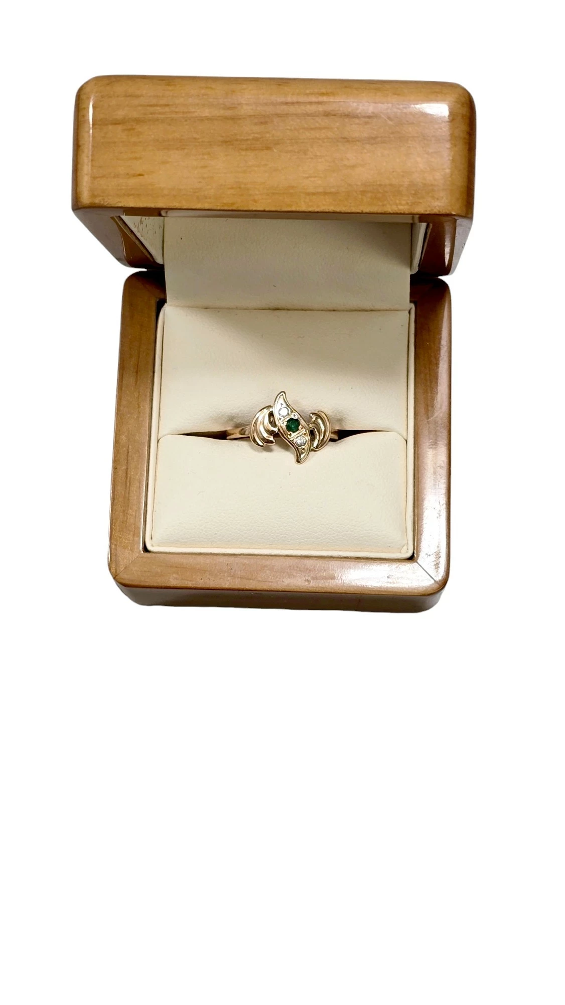 piekny-zloty-pierscionek-z-zielonym-oczkiem-p585-r16-230g-rozmiarsrednica-wew-mm-372-16