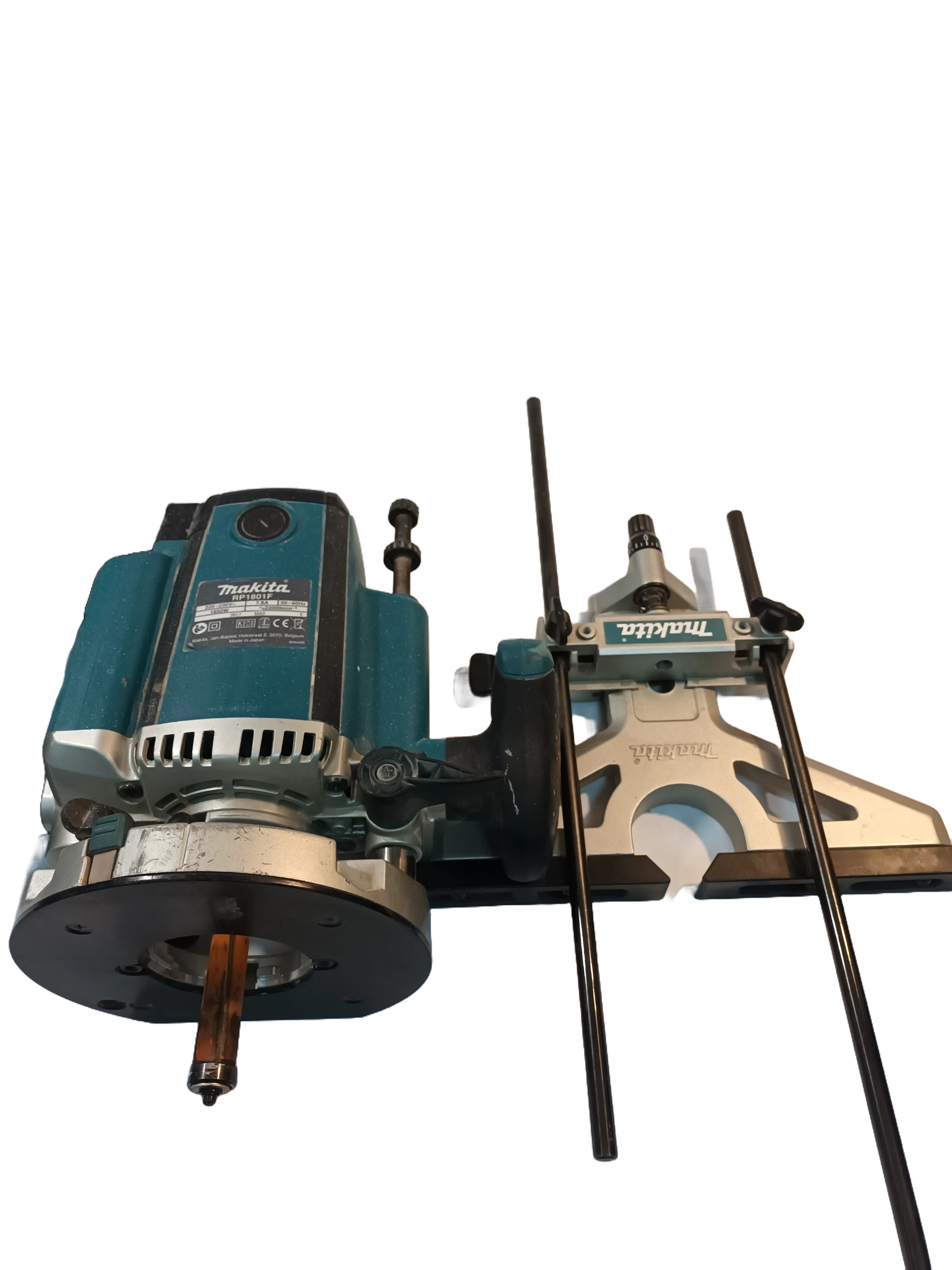 frezarka-gornowrzecionowa-makita-rp1801f-rynek-5-kety