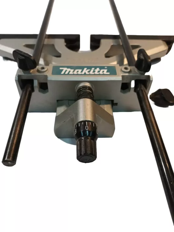 FREZARKA GÓRNOWRZECIONOWA MAKITA RP1801F