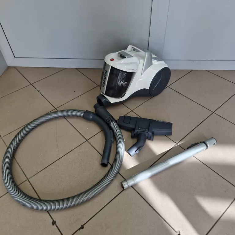 ODKURZACZ BEZWORKOWY HOOVER BREEZE BR71