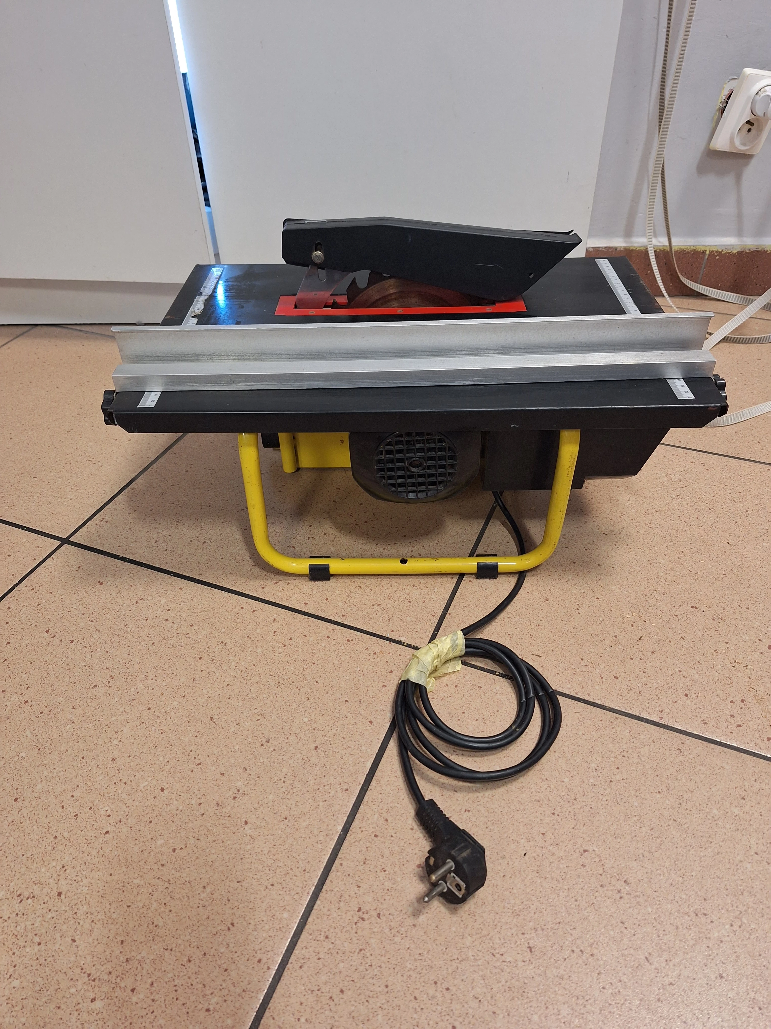 pila-stolowa-45-mickiewicza-12f-sj-morag