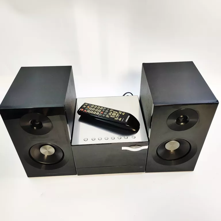 WIEŻA STEREO SAMSUNG MM-D330D