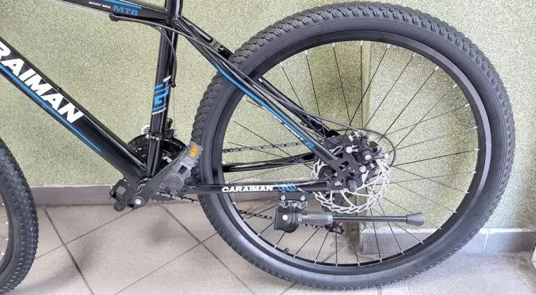 rower-caraiman-niebiesko-czarny-mtb-26-cali-aluminium-21-biegow-okazja-liczba-biegow-21