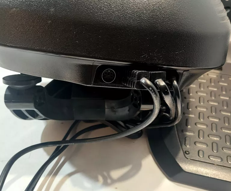 KIEROWNICA THRUSTMASTER FERRARI EDITION T150