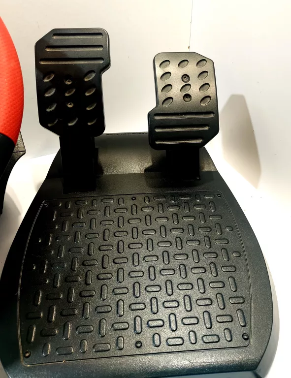 KIEROWNICA THRUSTMASTER FERRARI EDITION T150