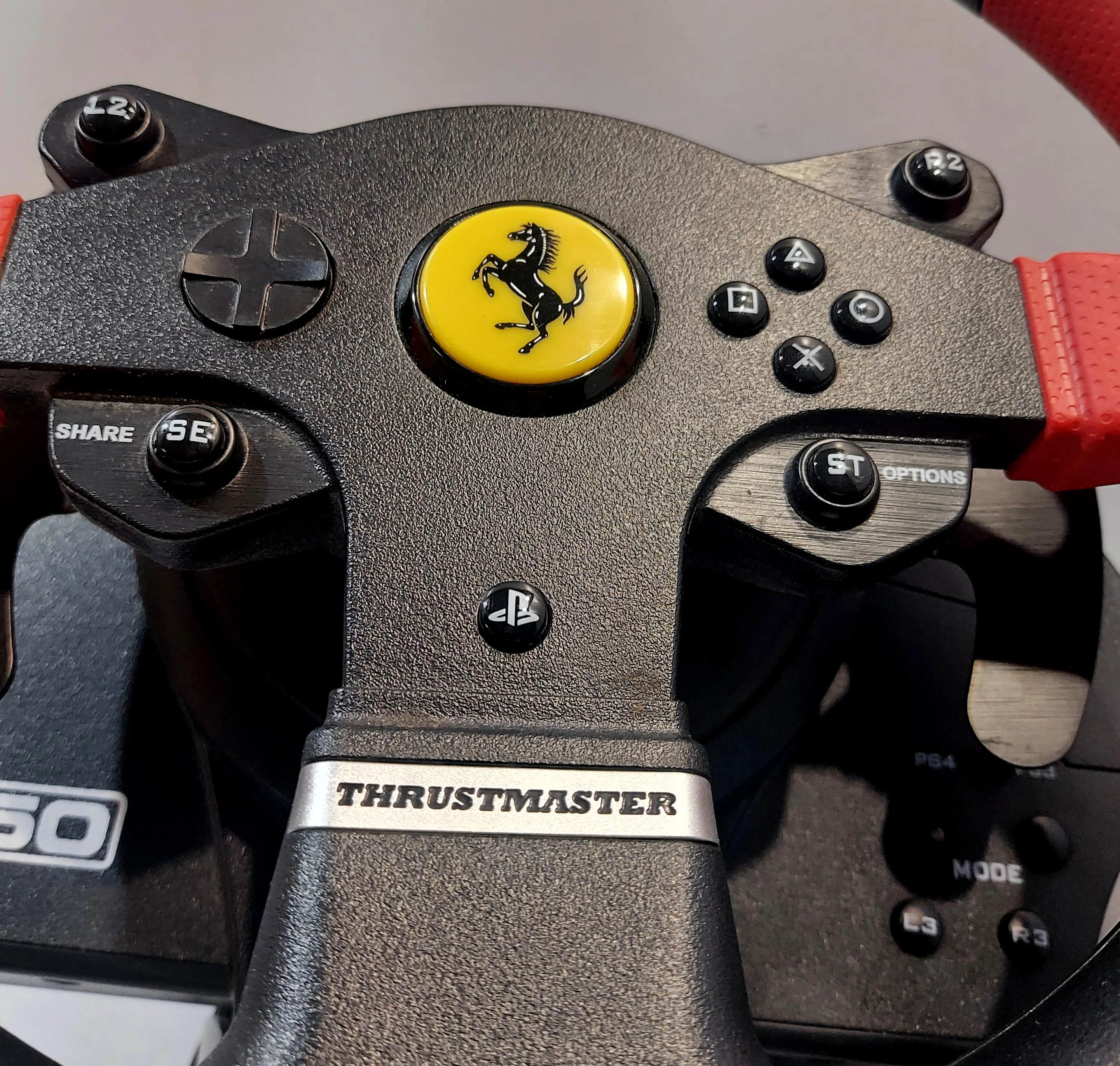 kierownica-thrustmaster-ferrari-edition-t150-stan-11323-2