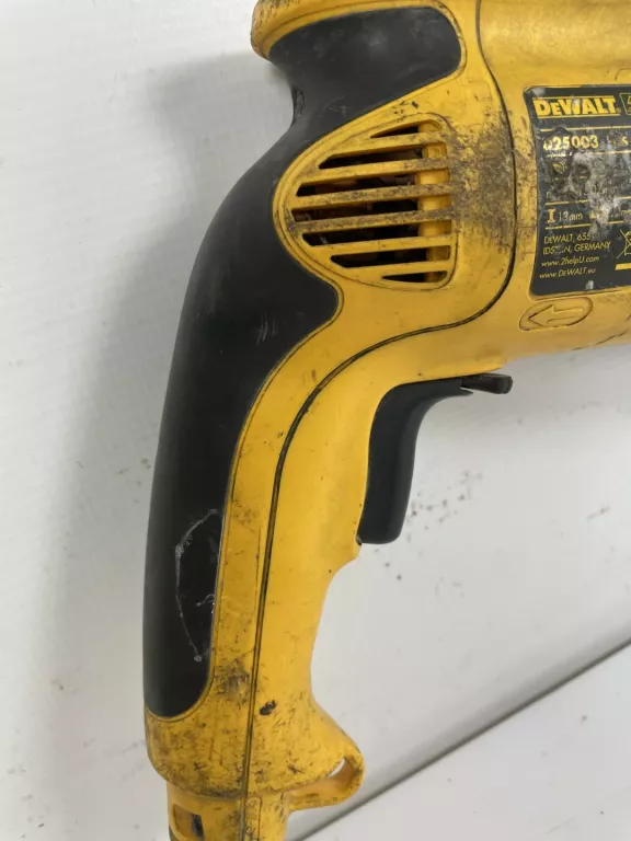 MŁOTOWIERTARKA DEWALT D25003 TYPE 3