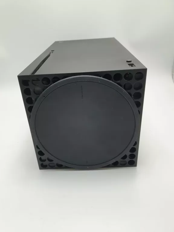 KONSOLA MICROSOFT XBOX SERIES X