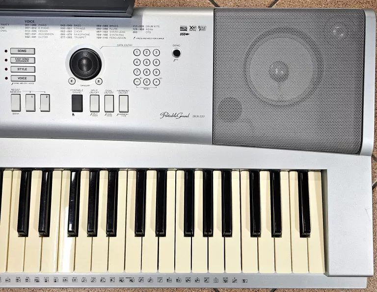KEYBOARD YAMAHA DGX 220 + STOJAK + ZASILACZ+ INSTRUKCJA