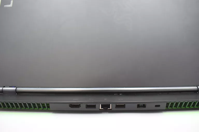 LAPTOP LENOVO LEGION 7 I7-10750H/16GB RAM/RTX2060/1TB SSD #OPIS