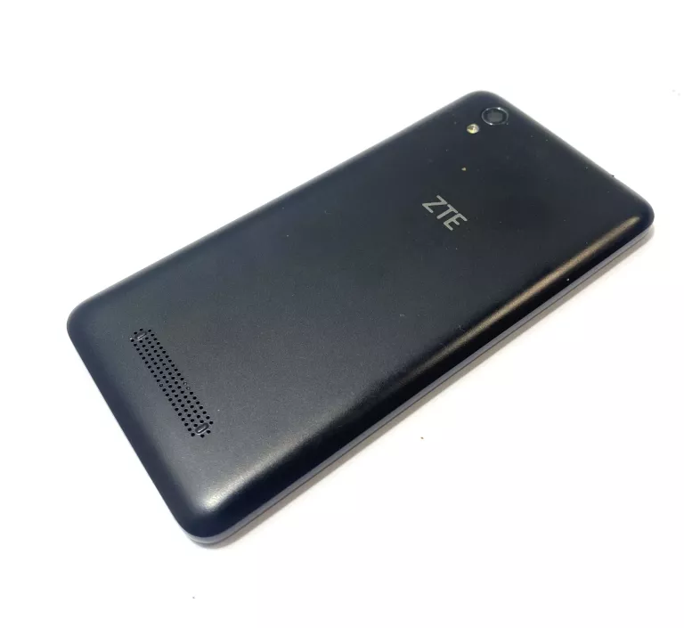 TELEFON ZTE BLADE A452