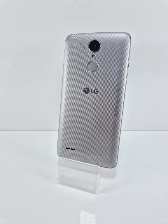 TELEFON  LG M200