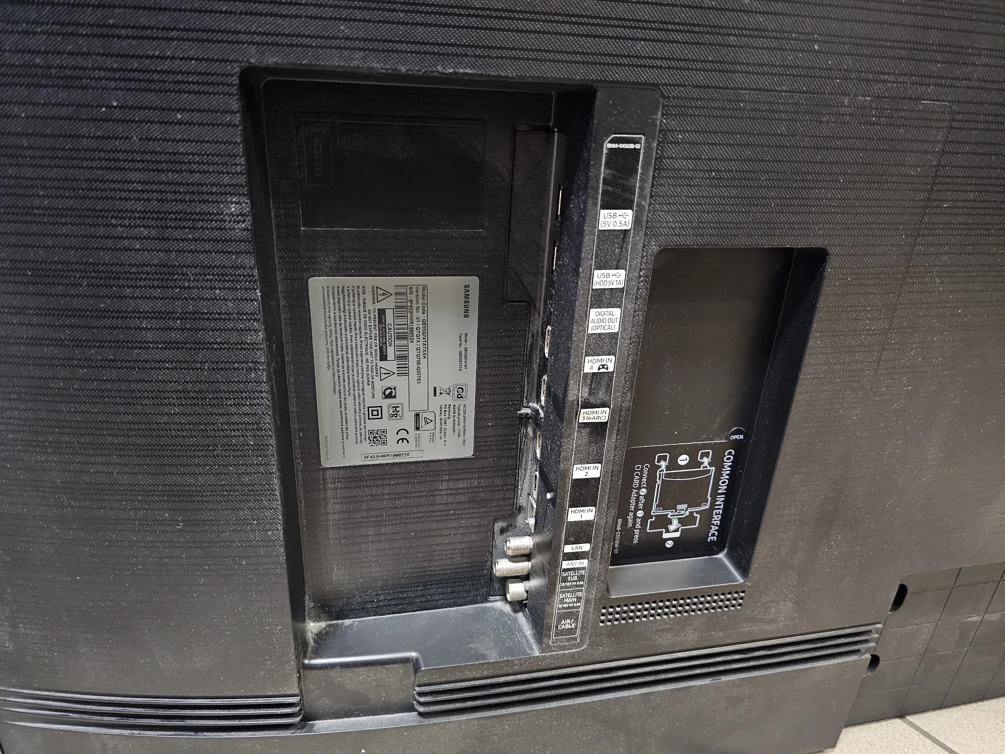 telewizor-samsung-qled-qe55q74tat-100hz-dvb-t2-hevc-format-hd-129294-1