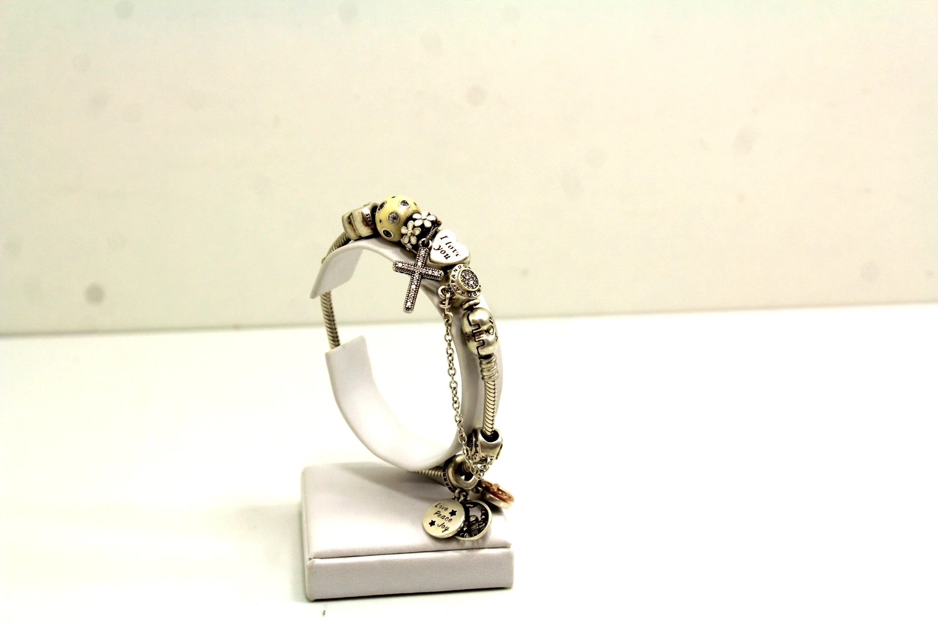 bransoletka-pandora-8-charmsow-185cm-stan-uzywany