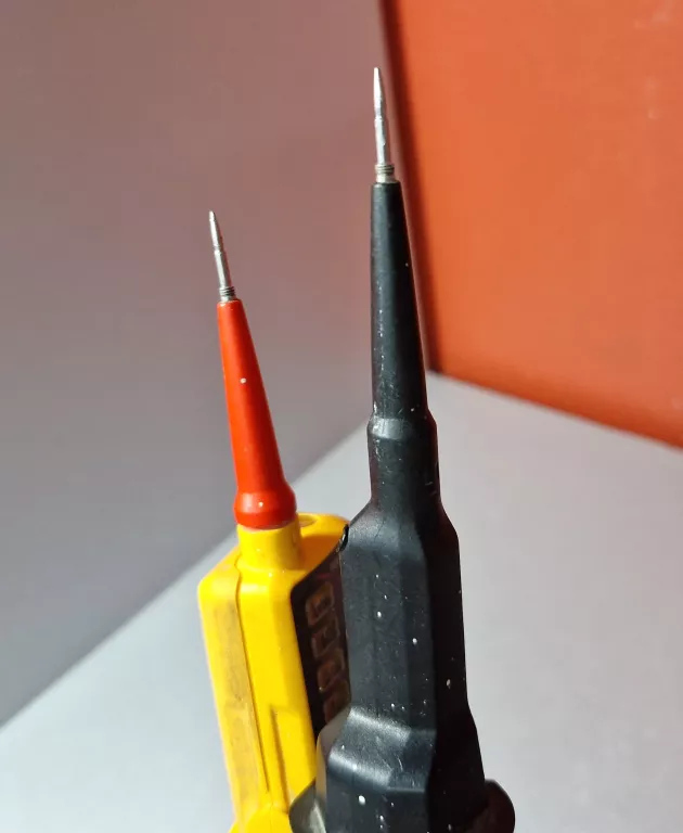 MIERNIK FLUKE T150 VDE