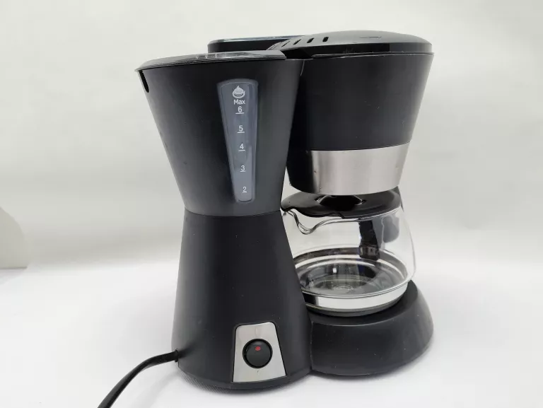 TURYSTYCZNY EKSPRES DO KAWY 12V 650ML CAMP4