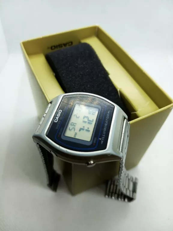 ZEGAREK ELEKTRONICZNY CASIO B640W RETRO