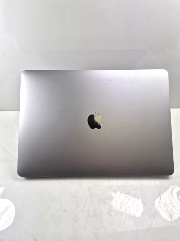 LAPTOP MACBOOK PRO 13 M1 (2020) 13,3 " APPLE M 16 GB / 512 GB
