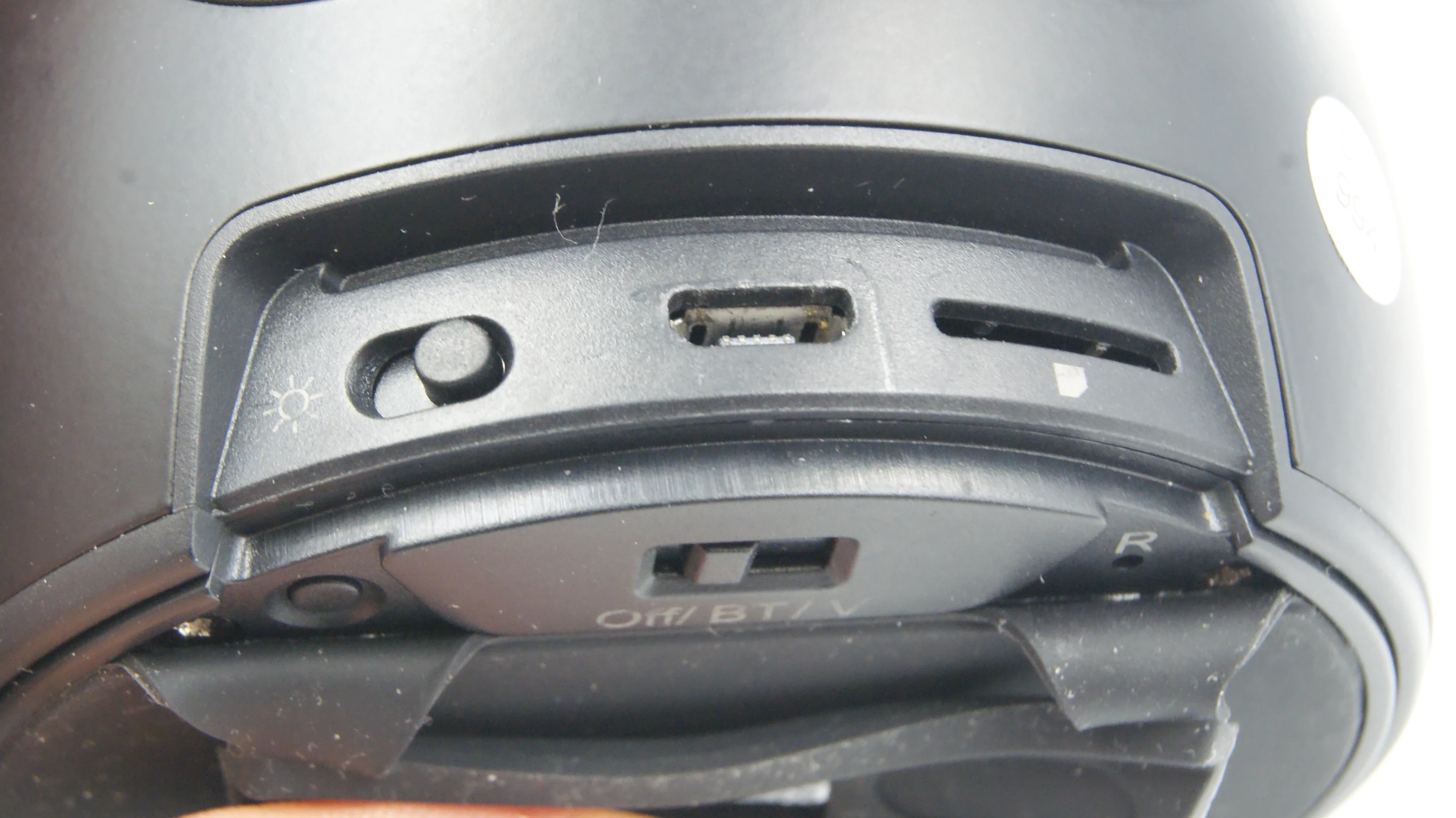 mikrokamera-wifi-pv-bt10i-w-glosniku-szpiegowska-kamera-model-pv-bt10i