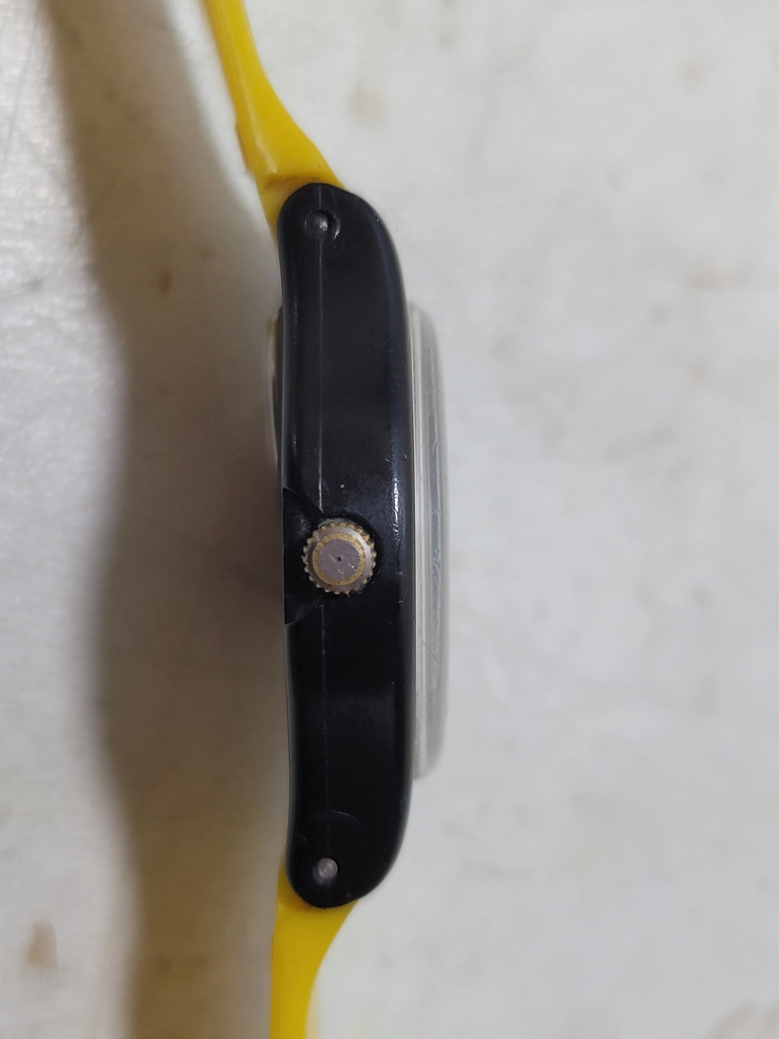 zegarek-swatch-s008-funkcje-brak